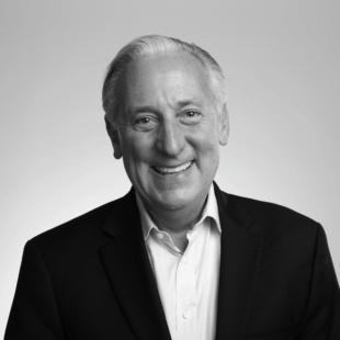  Eric Fingerhut